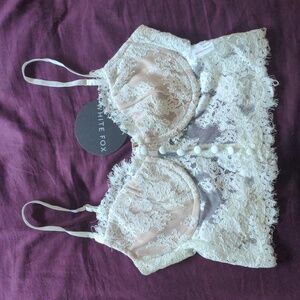 White Fox Boutique White Lace Bustier. Size Small. NWT